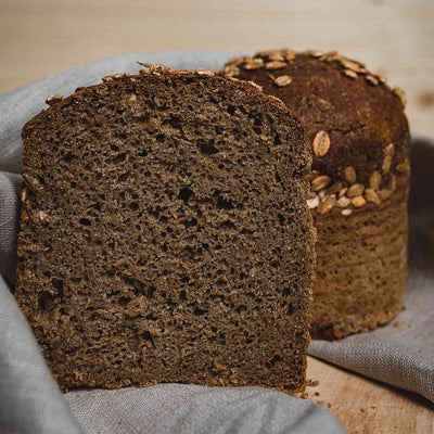 Sommelier Kollektion N° 6: aufgeschnittenes Urkorn Brot aus der Dose